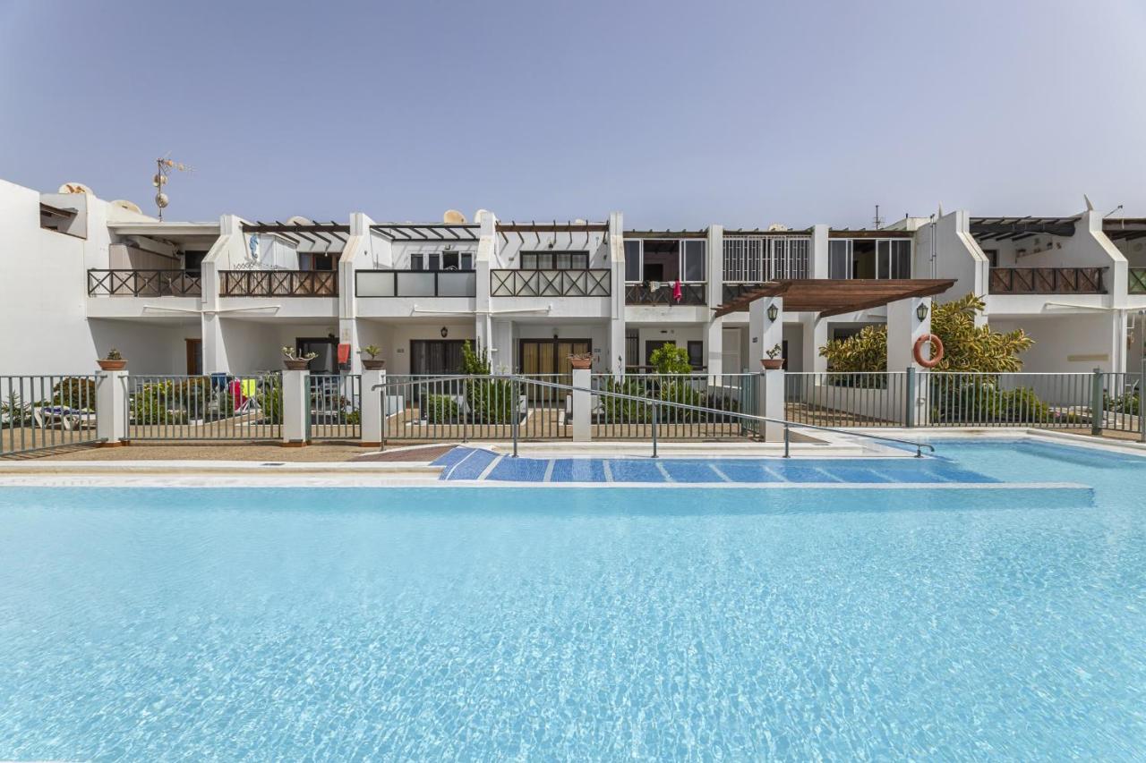 Hola Arnage Pool View Apartment Puerto del Carmen  Bagian luar foto